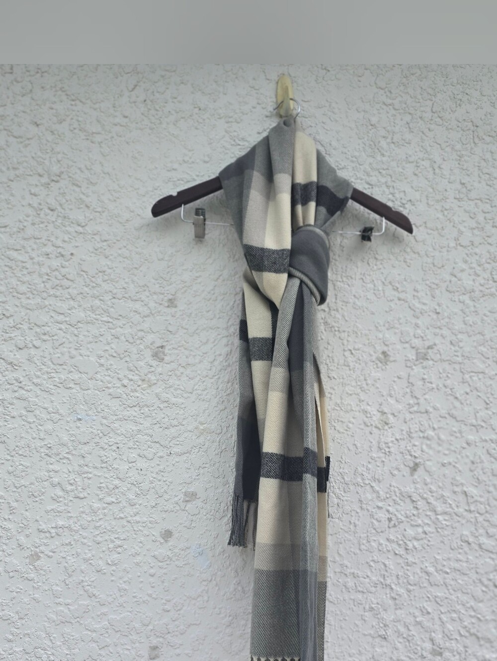 J. Crew Men's Gray & Cream Plaid Scarf